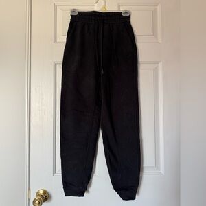 Lululemon Loungeful High-Rise Jogger Size 2